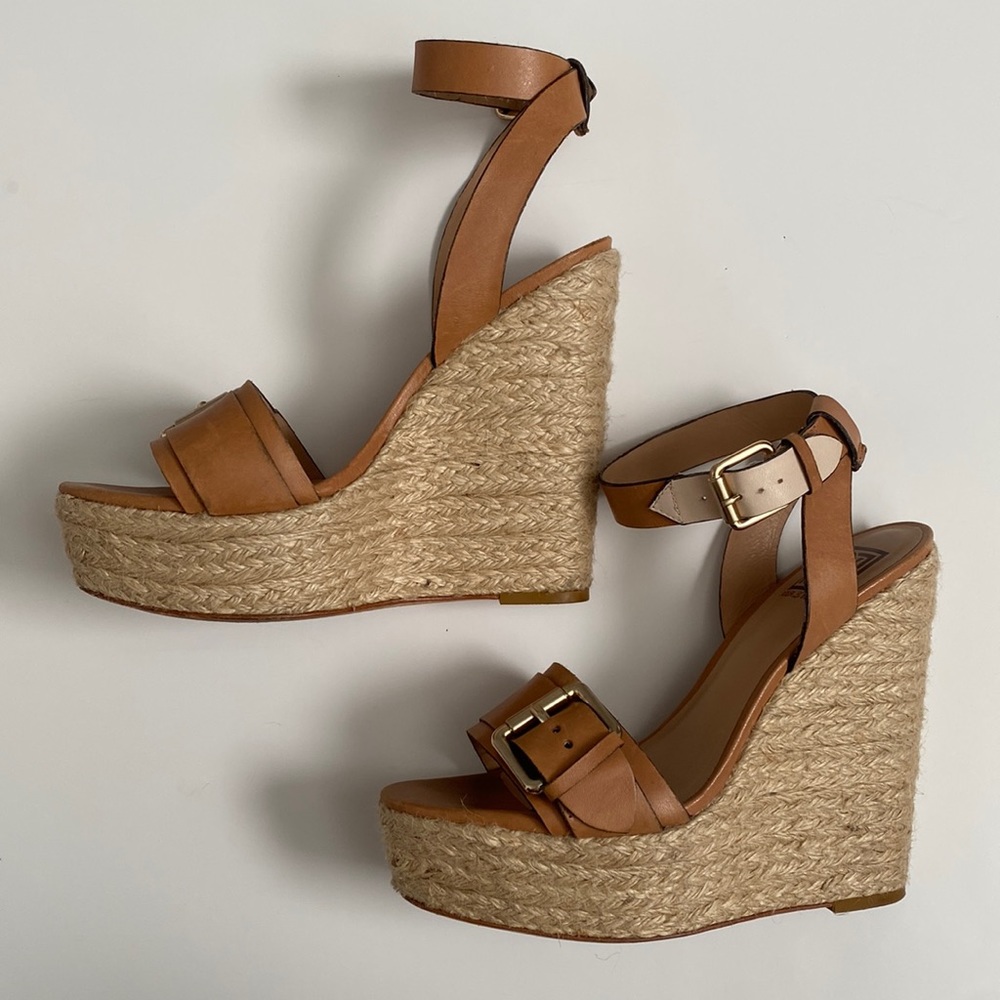 Pour La Victoire wedge